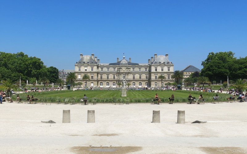 Aðsetur efri deildar franska þingsins í Luxemborgargarðinum í París. Mynd: Bjarni Bragi Kjartansson.eftri