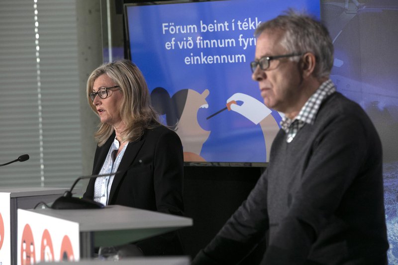 Alma Möller og Þórólfur Guðnason á fundi almannavarna í dag. Mynd: Almannavarnir