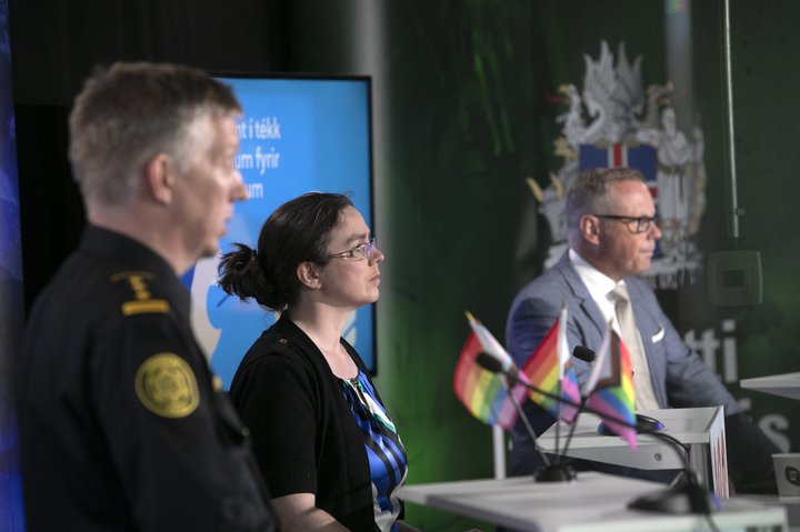 Víðir, Kamilla og Páll á upplýsingafundinum í dag.