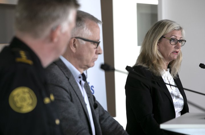 Víðir Reynisson, Þórólfur Guðnason og Alma Möller á upplýsingafundi dagsins.