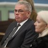 Vilhjálmur Bjarnason segir að líklegast verði kosið til Alþingis í október. Hann segir Sigmund Davíð Gunnlaugsson hafa misst traust Sjálfstæðisflokksins og furðar sig á því að mál séu svo stór að þau þurfi fram á vor til að afgreiða.