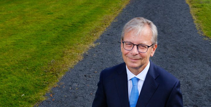 Jón Atli Benediktsson, rektor Háskóla Íslands, segir mikilvægt að komast að því hvernig starfsmenn Háskóla Íslands smituðust.