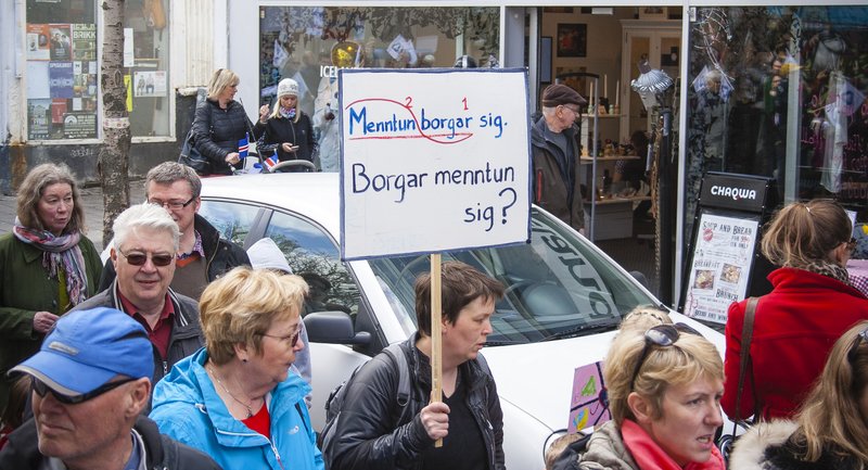 Stéttarfélög opinbera starfsmanna hafa lagt ríka áherslu á að menntun sé metin til launa.