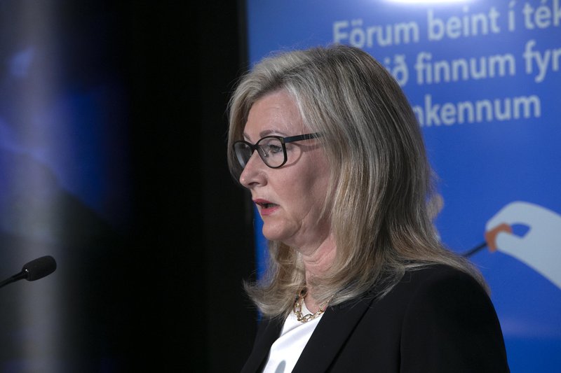 Alma Möller landlæknir á fundinum í dag. Mynd: Almannavarnir