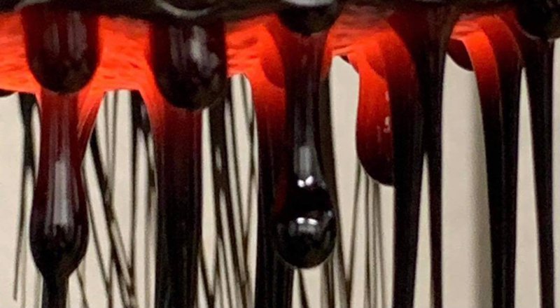 Nornatár, eins konar hraundropi. Mynd: Icelandic Lava Show.