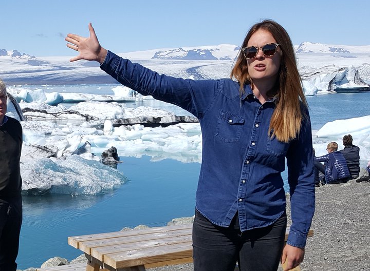 Björt Ólafsdóttir er umhverfis- og auðlindaráðherra í starfstjórninni.