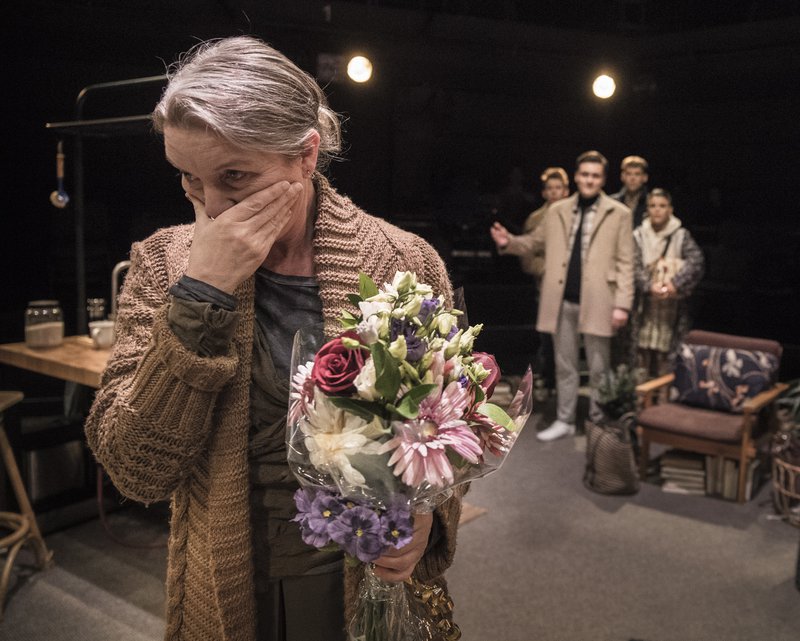 Kæra Jelena Mynd: Grímur Bjarnason