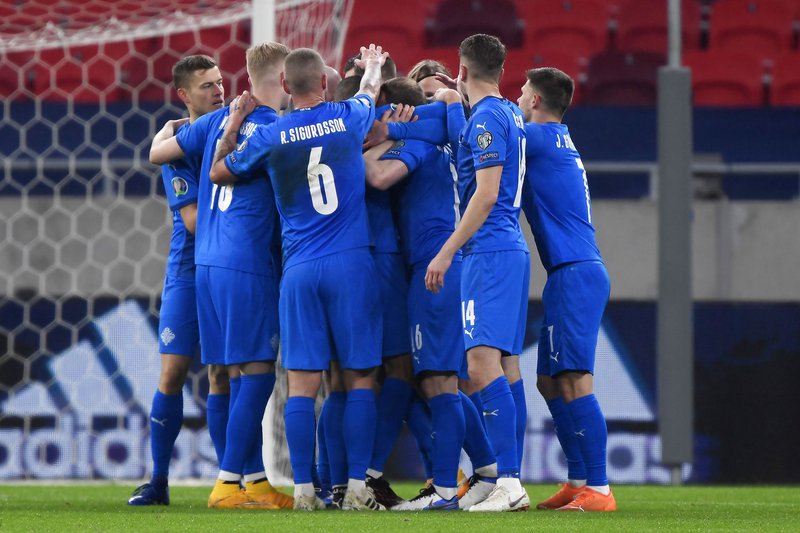 Viaplay verður með sýningarréttinn á leikjum íslenska karlalandsliðsins frá 2022 til 2028. Mynd: UEFA.