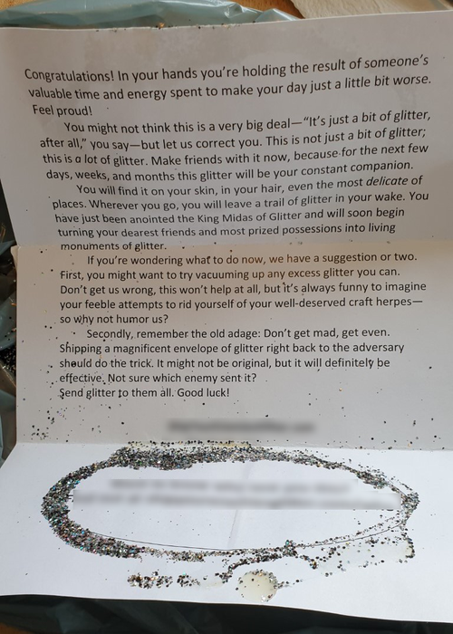 Bréfið sem Helga Rakel fékk sent heim til sín.