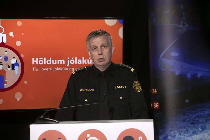 Víðir Reynisson sneri aftur á upplýsingafund, í fyrsta sinn síðan hann greindist með COVID-19.