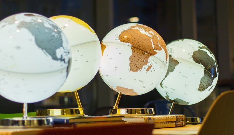 „Það er mjög mikilvægt að Ísland taki á sig skuldbindingar,“ segir Gunnar Bragi Sveinsson, utanríkisráðherra, um fundinn í París. „En það skiptir mestu máli að stóru ríkin, Bandaríkin, Brasilía, Indland, Kína og fleiri, axli þá ábyrgð sem þeim ber. Þau eru mestu áhrifavaldar í heiminum í dag á loftslagsmál.“