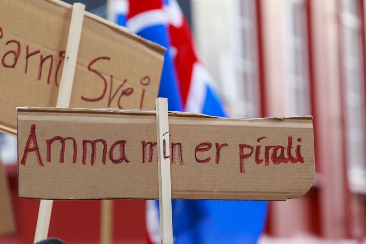 píratar - mótmæli