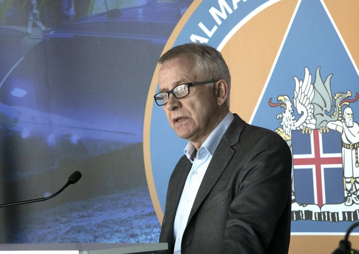 Þórólfur Guðnason sóttvarnalæknir teiknar í minnisblaði sínu upp ákveðna framtíðarsýn um faraldurinn og aðgerðir vegna hans innanlands.