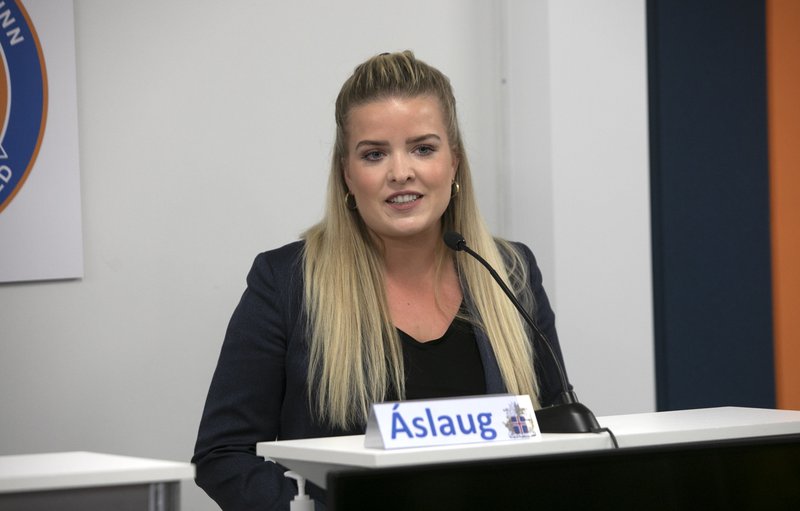 Áslaug Arna, ráðherra almannavarna, sagði mörg falleg orð um framlínufólkið okkar. Mynd: Lögreglan
