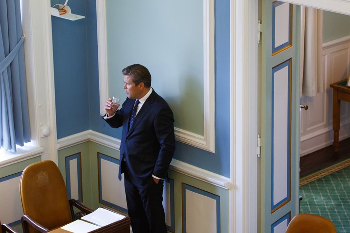 Bjarni Benediktsson leiðir Sjálfstæðsflokkinn en það er stærsti þingflokkurinn á Alþingi eftir kosningarnar í lok október. Vinstri græn eru með næst stærsta þingflokkinn.