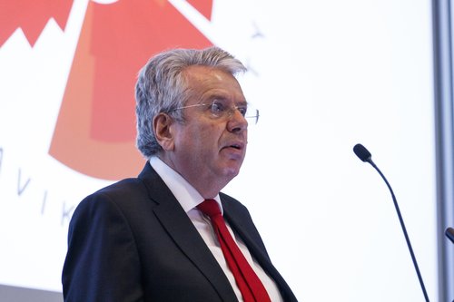 Ástþór Magnússon fór úr þjóðkirkjunni yfir í Óháða söfnuðinn þegar hann giftist konu sinni. (Mynd: Birgir Þór)