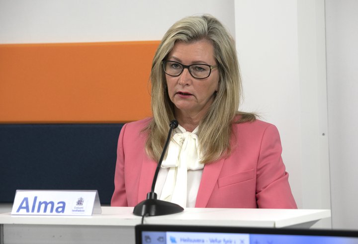 Alma Möller landlæknir á fundinum í dag.