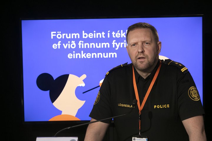 Rögnvaldur Ólafsson aðstoðaryfirlögregluþjónn á fundinum í dag.