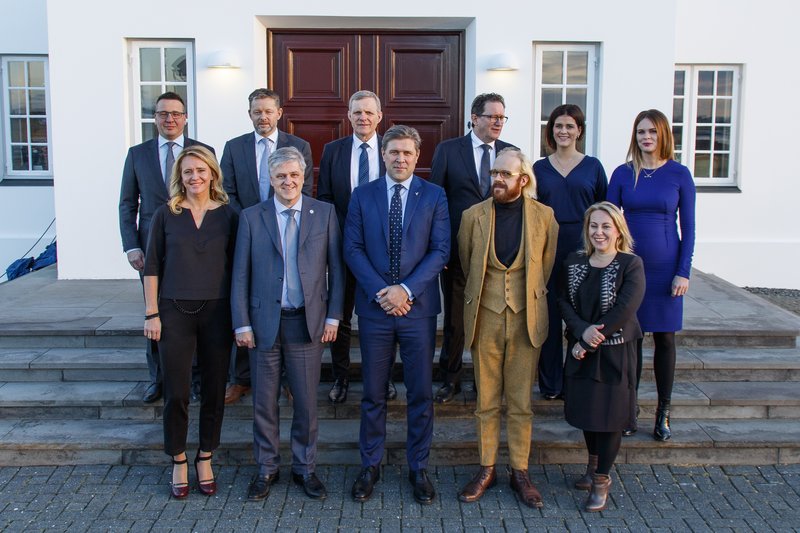 Í stefnuyfirlýsingu ríkisstjórnar Bjarna Benediktssonar er ákvæði um breytingar á stjórnarskrá.