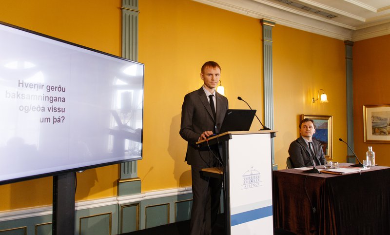 Kjartan Bjarni Björgvinsson og Finnur Þór Vilhjálmsson kynna skýrslu sína í mars 2017. Mynd: Birgir Þór Harðarson