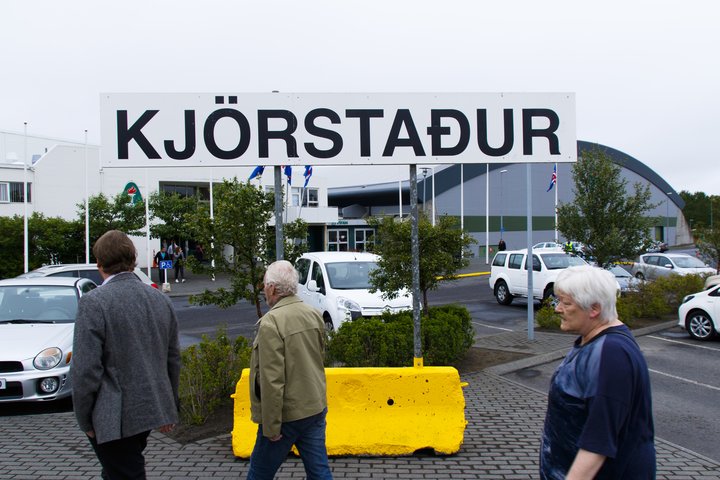 Kjósendur hafa staðið sig vel í dag og er kjörsókn ívið betri en í fyrra í mörgum kjördæmum. 