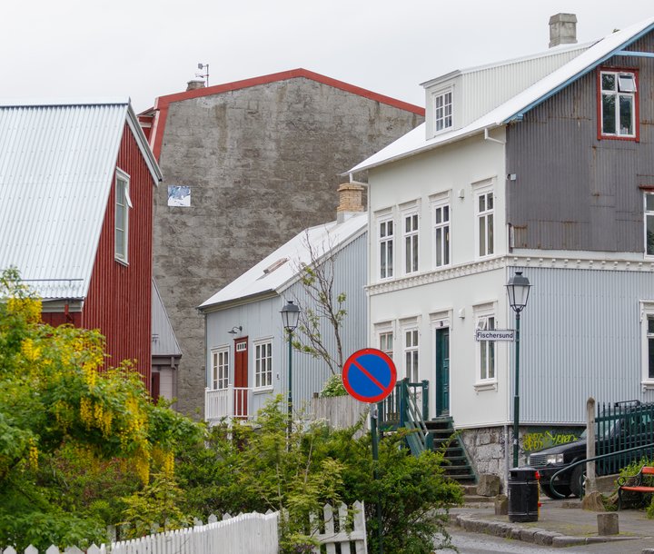 7DM_3071_raw_170615.jpg húsnæði fólk hús fasteign hús reykjavík 