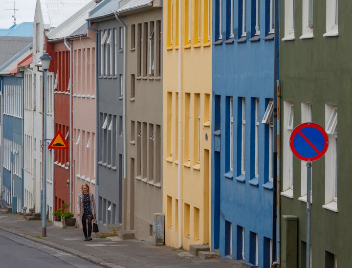 7DM_3141_raw_170615.jpg húsnæði fólk hús fasteign hús reykjavík 