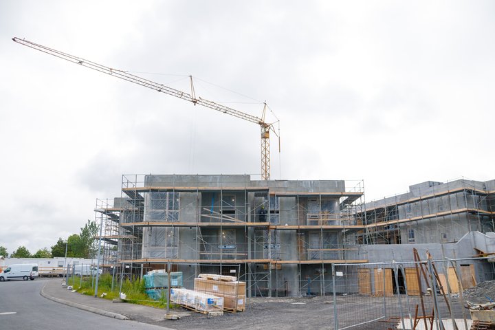 7DM_3294_raw_170627.jpg húsnæði fólk hús fasteign hús reykjavík