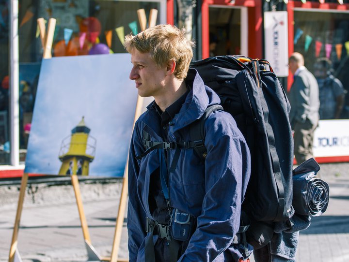 Fjöldi ferðamanna er að aukast hratt aftur,  samkvæmt tölum frá Ferðamálastofu.