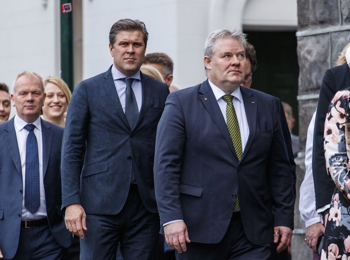 Bjarni Benediktsson og Sigurður Ingi Jóhannsson stýra enn ríkisstjórn landsins þrátt fyrir að ríkisstjórn þeirra hafi tapað meirihluta í síðustu kosningum. Fjárlagafrumvarpið sem var lagt fram í gær er því þeirra frumvarp.