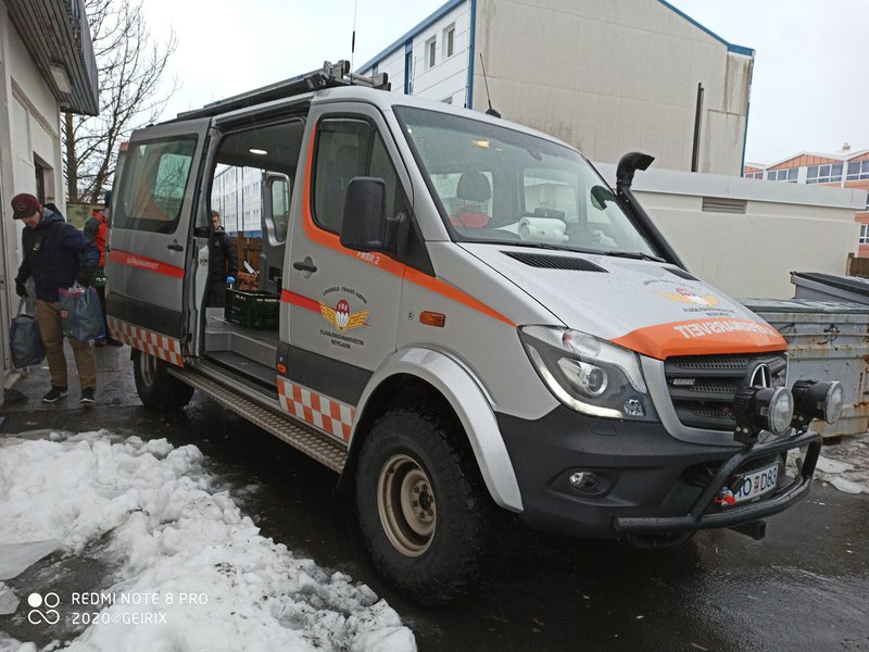 Mikil vinna liggur að baki matarúthlutun sem þessari og útkeyrslu. Mynd: Ásgeir Ásgeirsson