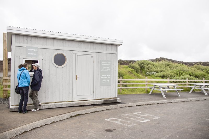 Ferðamenn koma stundum að tómum kofum, þegar gjaldtaka er annars vegar, en ekki þarna.