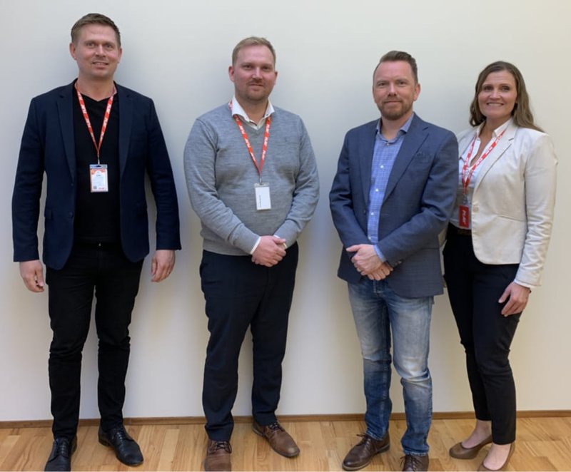 Ragnar Þór og forsvarsmenn Play Mynd: Facebook-síða Ragnars Þórs