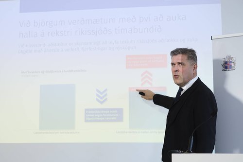 Bjarni Benediktsson kynnir fjárlög ársins 2021. Mynd: Stjórnarráðið