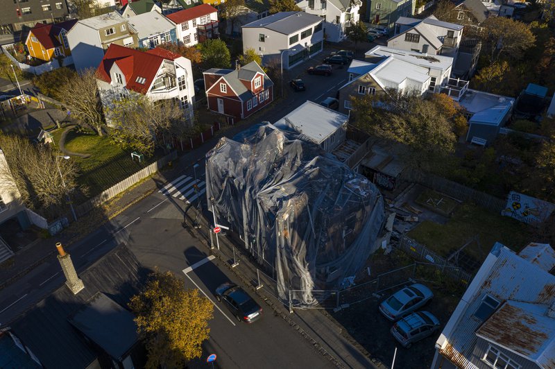 Rústir hússins að Bræðraborgarstíg 1 standa enn. Mynd: Golli