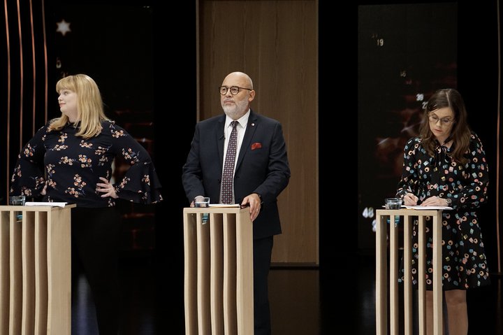 Píratar hafa bætt við sig mestu fylgi þeirra flokka sem eru á þingi frá kosningum. Vinstri græn hafa dalað nokkuð og mælast nú nánast jafn stór og Samfylkingin.