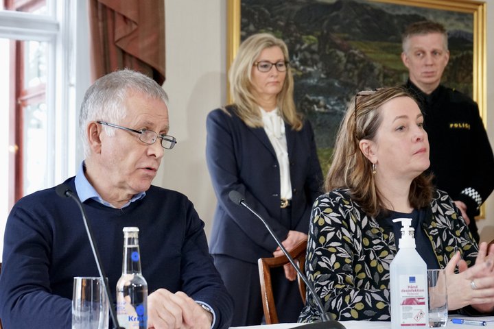 Þórólfur Guðnason sóttvarnalæknir og Svandís Svavarsdóttir heilbrigðisráðherra.