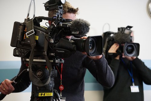 Fjölmiðlar eru mikilvægir bæði lýðræðinu og tungumálinu. Mynd: Bára Huld Beck