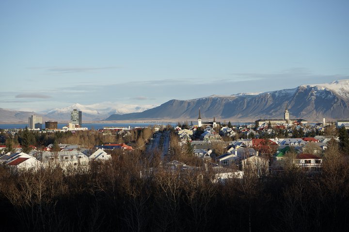 Lög sem heim­ila skatt­frá­drátt allt að 350 þús­und krónum á ári vegna gjafa og fram­laga til félaga sem skráð eru á almanna­heilla­skrá Skatts­ins tóku gildi í nóvember í fyrra. Síðan þá hafa 403 félög verið samþykkt.