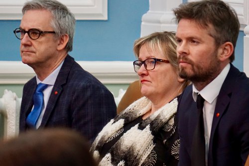 Halla Signý Kristjánsdóttir, þingmaður Framsóknarflokksins, sést hér fyrir miðju en hún er framsögumaður meiri hluta nefndarinnar í þesu máli. Mynd: Bára Huld Beck.