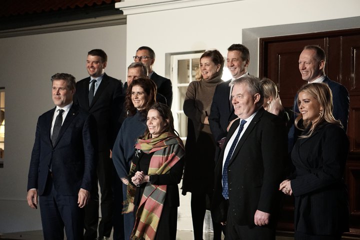 Á meðal þeirra sem fengu ofgreidd laun eru ráðherrar í ríkisstjórn Katrínar Jakobsdóttur.