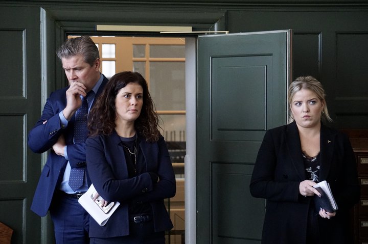 Bjarni Benediktsson fjármálaráðherra til vinstri á myndinni,  ásamt Þórdísi Kolbrúnu Reykfjörð Gylfadóttur, í miðju.