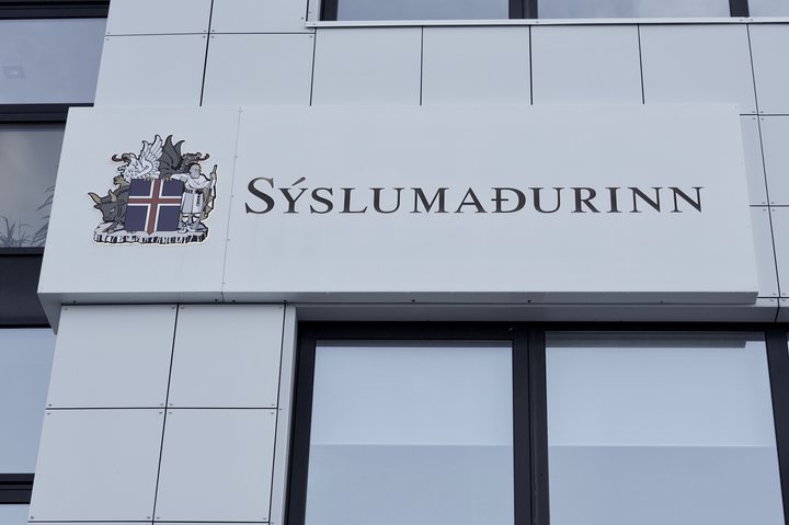 Að minnsta kosti tveir austfirskir kjósendur höfðu ekki erindi sem erfiði þegar þeir gerðu sér ferð til þess að kjósa í sveitarstjórnarkosningum helgarinnar hjá sýslumanninum á höfuðborgarsvæðinu.