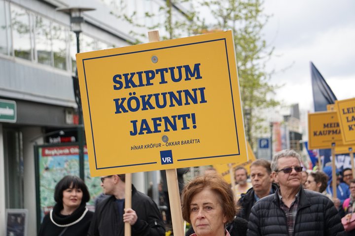 Mikill meirihluti landsmanna er hlynntur því að breiðu bökin beri meiri byrðar en þau gera í dag.