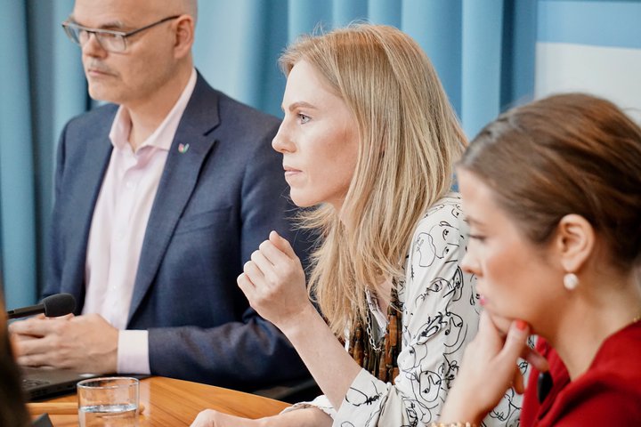Halldóra Mogensen, þingmaður Pírata og Ólafur Þór Gunnarsson, þingmaður Vinstri grænna sitja í velferðarnefnd.