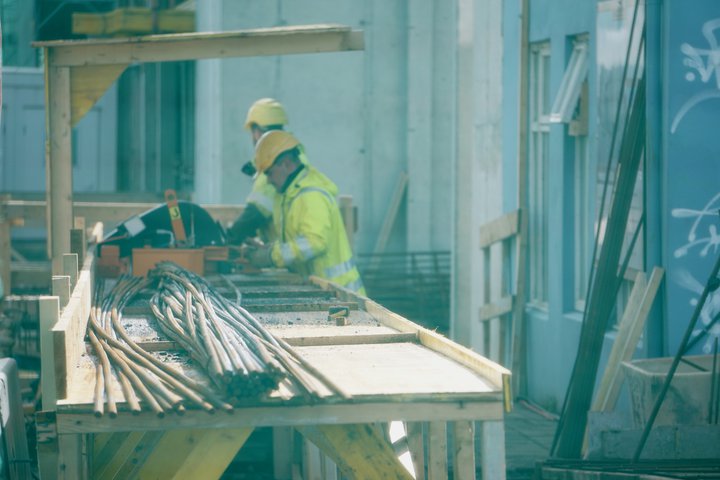 Verkamaður við vinnu