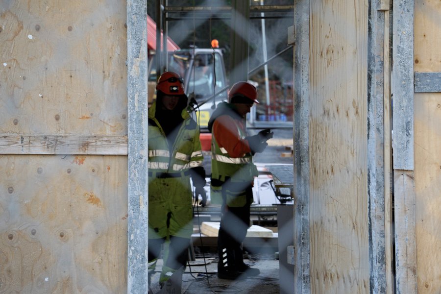 Mynd: Bára Huld Beck Verkamenn við vinnu