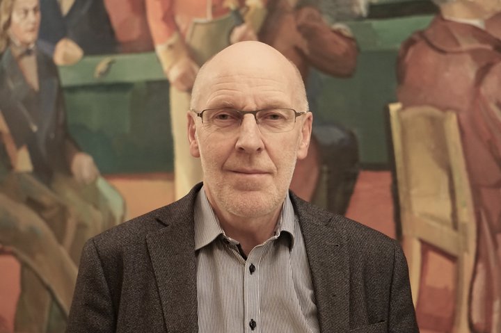 Steingrímur J. Sigfússon hætti á þingi í fyrrahaust. Síðan þá hefur hann verið skipaður til að leiða tvo hópa á vegum ríkisstjórnarinnar.