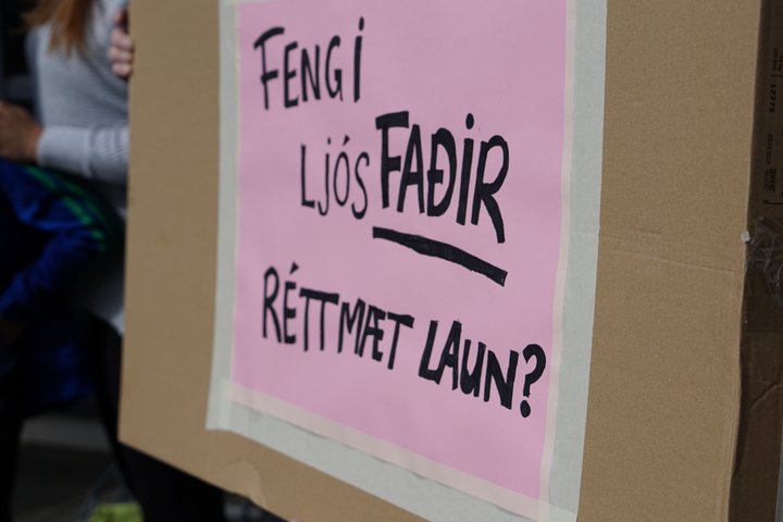 Mótmæli - Samstöðufundur með ljósmæðrum júlí 2018