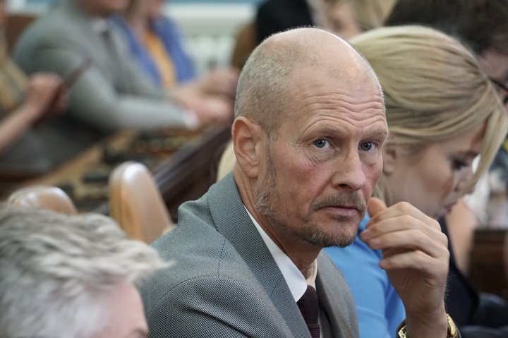 Stefán Vagn Stefánsson þingmaður Framsóknar er fyrsti flutningsmaður tillögunnar.